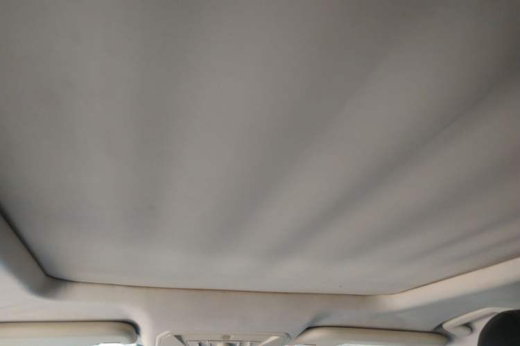 Used Ford Kuga 2013 2.0L GTDi Four-Wheel-Drive Sport Model Headliner