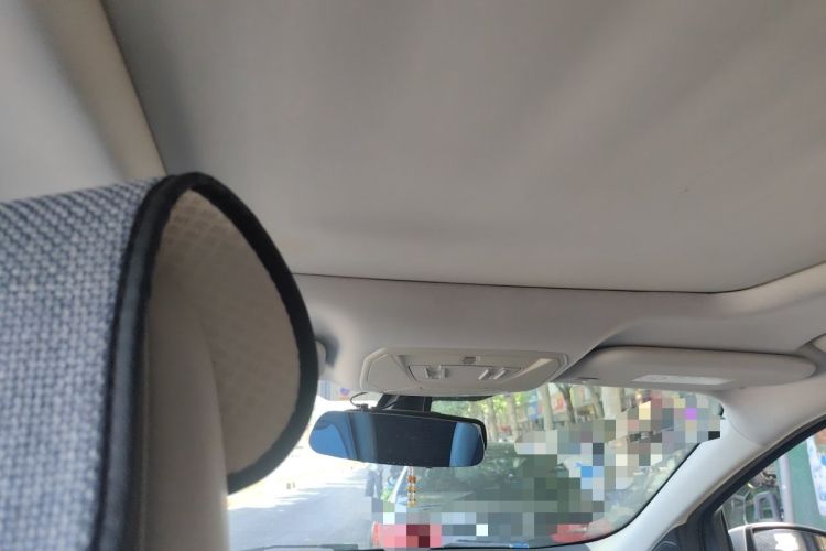 Used Ford Kuga 2013 2.0L GTDi Four-Wheel-Drive Elite Model Headliner