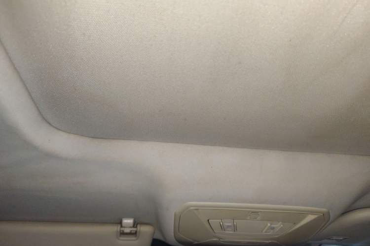 Used Ford Kuga 2013 1.6L GTDi 4x4 Elite Model Headliner