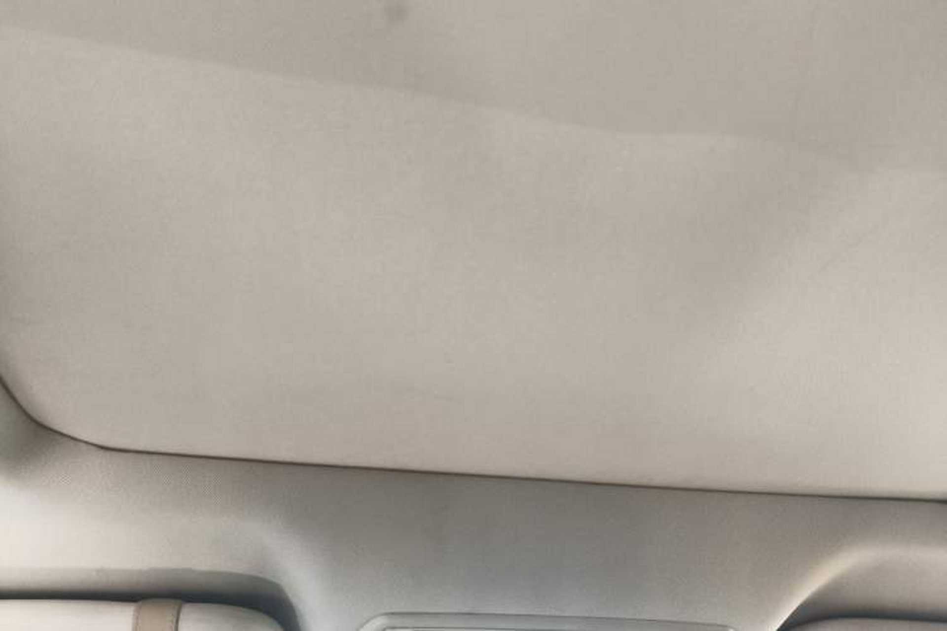 Used Ford Kuga 2013 2.0L GTDi Four-Wheel-Drive Sport Model Headliner
