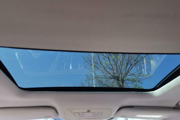 Used Ford Kuga 2013 1.6L GTDi 4x4 Elite Model Headliner