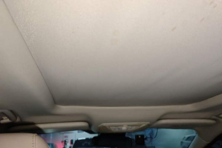 Used Ford Kuga 2013 2.0L GTDi Four-Wheel Drive Premium Model Headliner
