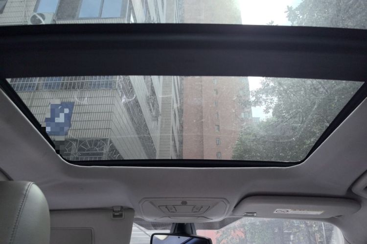 Used Ford Kuga 2013 2.0L GTDi Four-Wheel-Drive Elite Model Headliner
