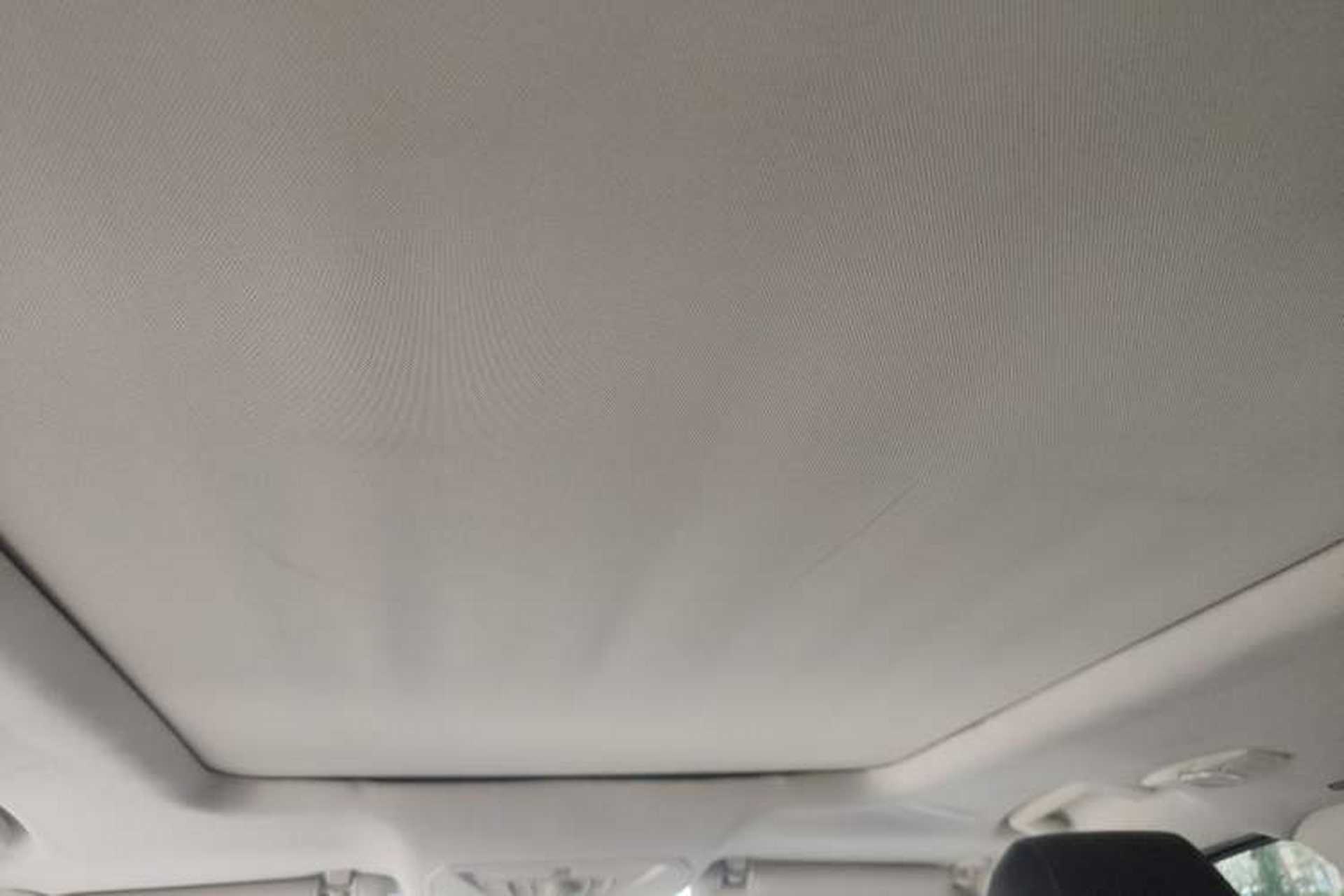 Used Ford Kuga 2013 2.0L GTDi Four-Wheel-Drive Sport Model Headliner