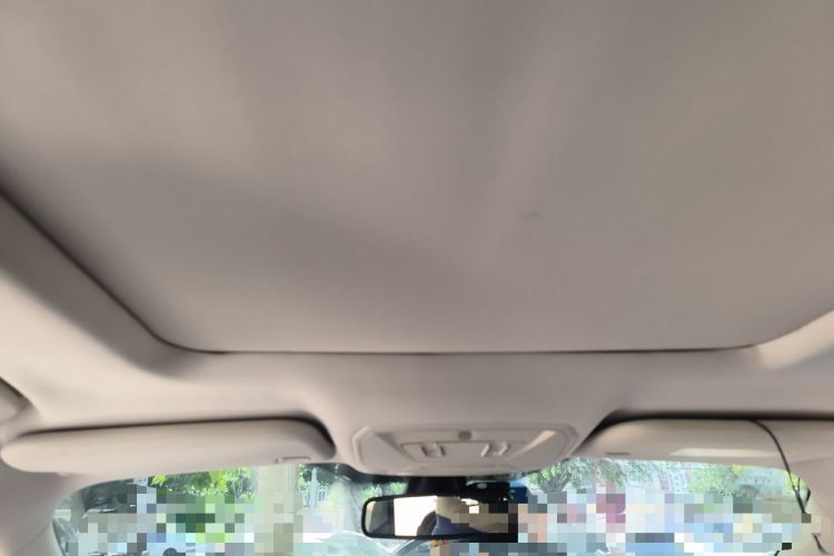 Used Ford Kuga 2013 1.6L GTDi Two-Wheel-Drive Trend Model Headliner