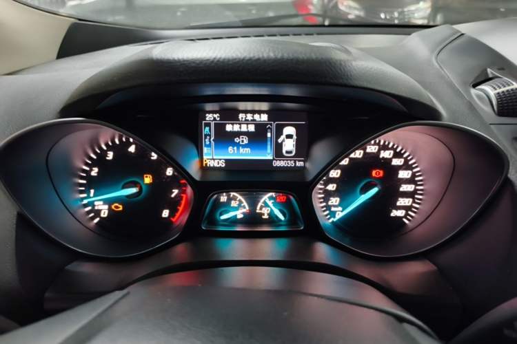 Used Ford Kuga 2013 2.0L GTDi Four-Wheel-Drive Elite Model Instrument Cluster