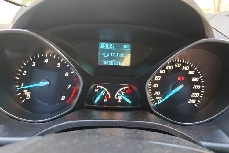 Used Ford Kuga 2013 1.6L GTDi Two-Wheel-Drive Trend Model Instrument Cluster