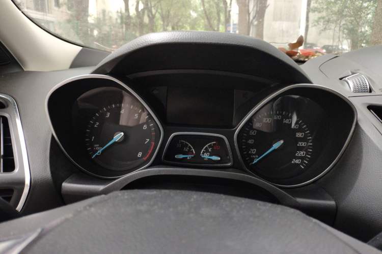 Used Ford Kuga 2013 2.0L GTDi Four-Wheel-Drive Elite Model Instrument Cluster