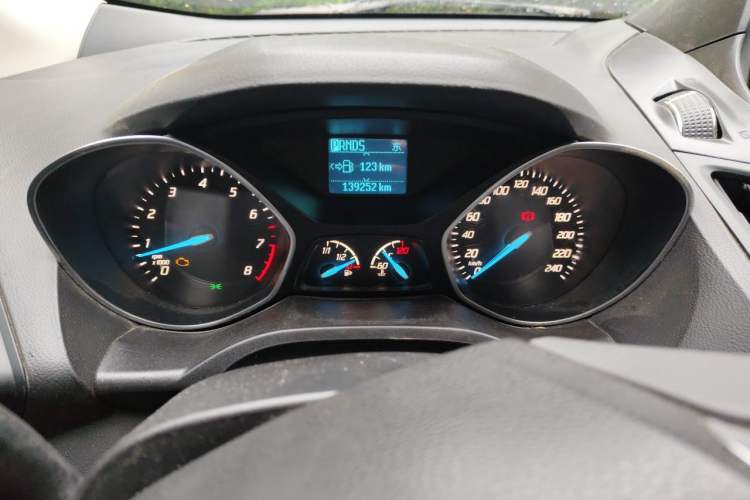 Used Ford Kuga 2013 1.6L GTDi Two-Wheel-Drive Trend Model Instrument Cluster