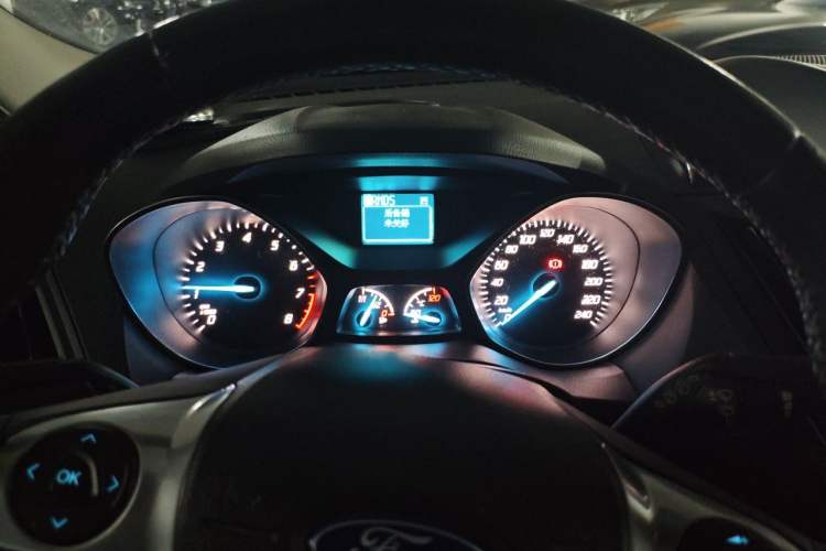 Used Ford Kuga 2013 1.6L GTDi Two-Wheel-Drive Trend Model Instrument Cluster