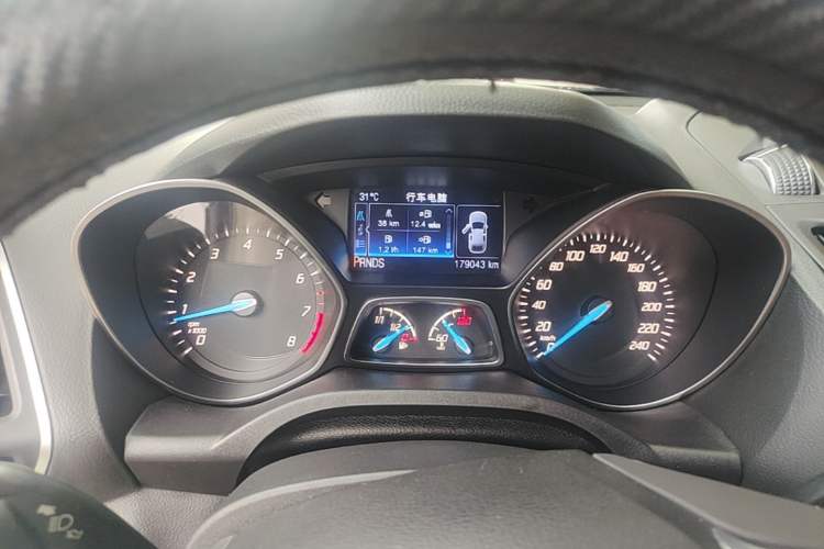 Used Ford Kuga 2013 2.0L GTDi Four-Wheel-Drive Elite Model Instrument Cluster