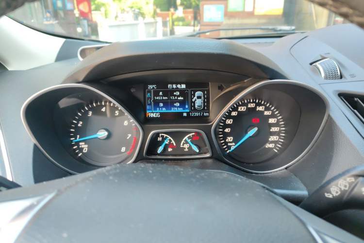 Used Ford Kuga 2013 2.0L GTDi Four-Wheel Drive Premium Model Instrument Cluster
