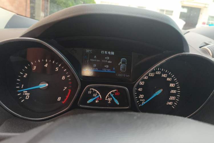 Used Ford Kuga 2013 2.0L GTDi Four-Wheel-Drive Sport Model Instrument Cluster