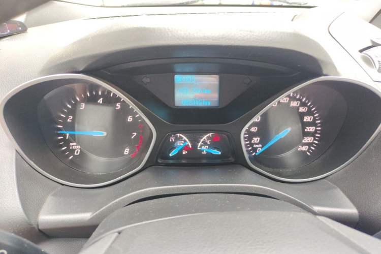 Used Ford Kuga 2013 1.6L GTDi Two-Wheel-Drive Comfort Model Instrument Cluster