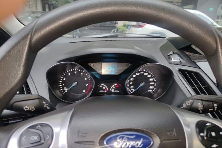 Used Ford Kuga 2013 1.6L GTDi Two-Wheel-Drive Comfort Model Instrument Cluster