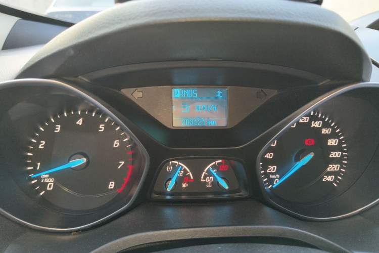 Used Ford Kuga 2013 1.6L GTDi Two-Wheel-Drive Trend Model Instrument Cluster