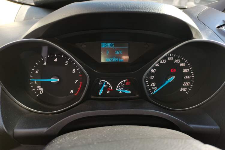 Used Ford Kuga 2013 1.6L GTDi Two-Wheel-Drive Comfort Model Instrument Cluster