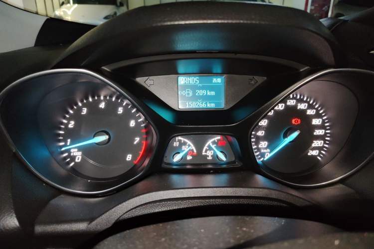 Used Ford Kuga 2013 1.6L GTDi Two-Wheel-Drive Trend Model Instrument Cluster