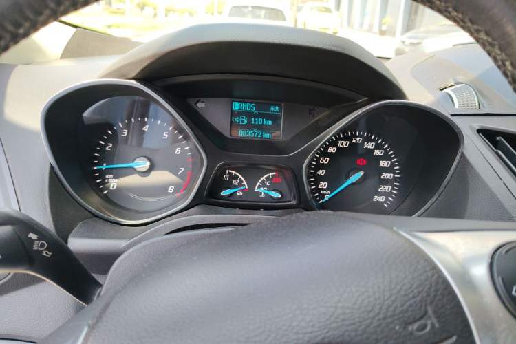 Used Ford Kuga 2013 1.6L GTDi Two-Wheel-Drive Trend Model Instrument Cluster