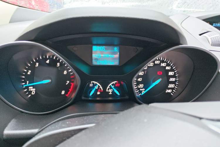 Used Ford Kuga 2013 1.6L GTDi Two-Wheel-Drive Trend Model Instrument Cluster