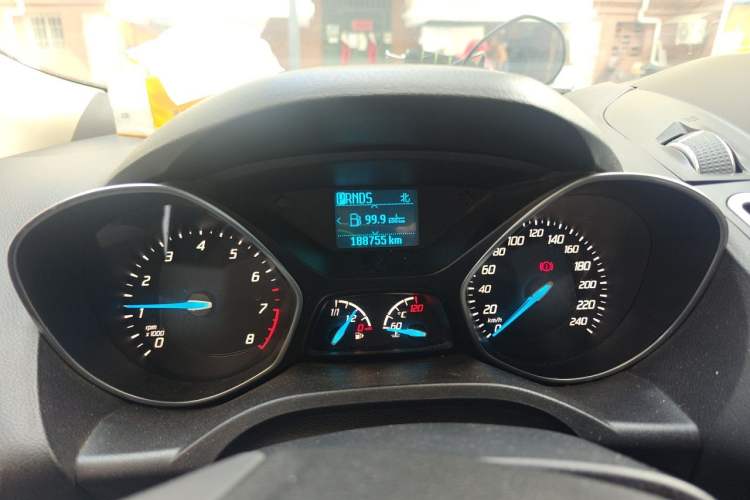 Used Ford Kuga 2013 1.6L GTDi Two-Wheel-Drive Trend Model Instrument Cluster