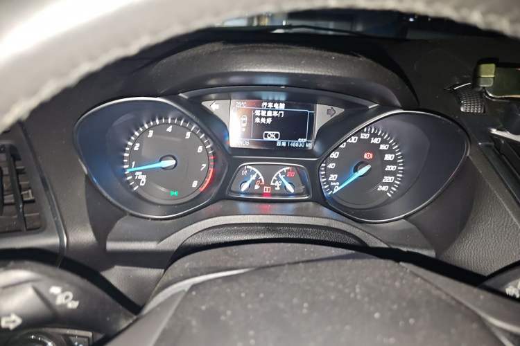 Used Ford Kuga 2013 2.0L GTDi Four-Wheel-Drive Sport Model Instrument Cluster