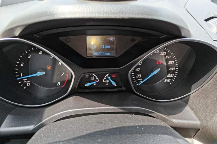 Used Ford Kuga 2013 1.6L GTDi Two-Wheel-Drive Trend Model Instrument Cluster