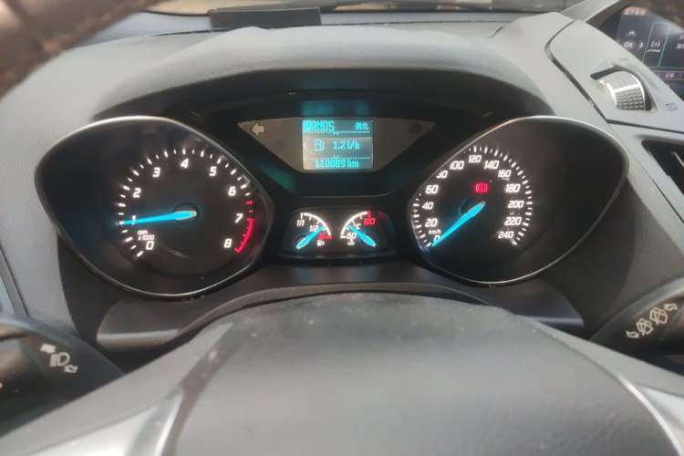 Used Ford Kuga 2013 1.6L GTDi Two-Wheel-Drive Comfort Model Instrument Cluster