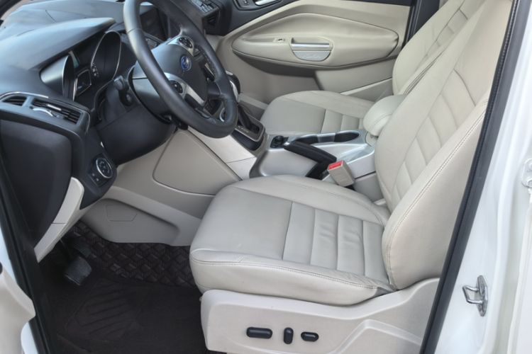 Used Ford Kuga 2013 1.6L GTDi 4x4 Elite Model Interior 2