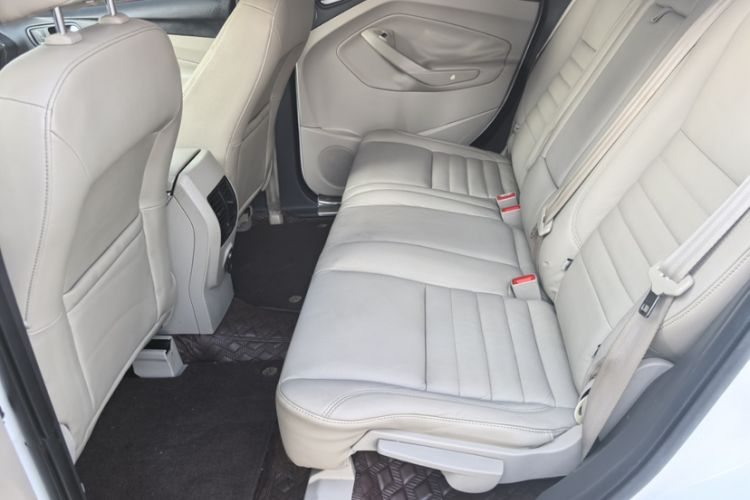 Used Ford Kuga 2013 1.6L GTDi 4x4 Elite Model Interior 3