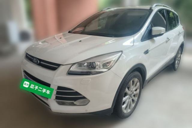 Ford Kuga 2013 2.0L GTDi Four-Wheel Drive Premium Model usado