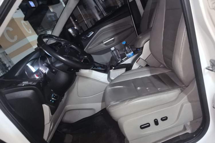 Used Ford Kuga 2013 2.0L GTDi Four-Wheel Drive Premium Model Left Front Seat