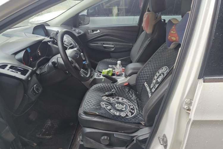 Used Ford Kuga 2013 1.6L GTDi Two-Wheel-Drive Trend Model Left Front Seat