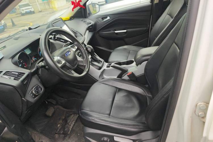Used Ford Kuga 2013 1.6L GTDi Two-Wheel-Drive Comfort Model Left Front Seat