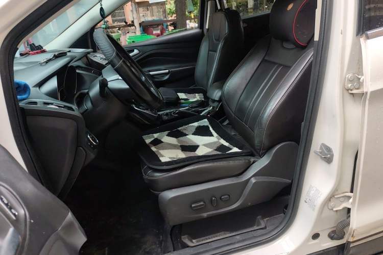 Used Ford Kuga 2013 2.0L GTDi Four-Wheel Drive Premium Model Left Front Seat