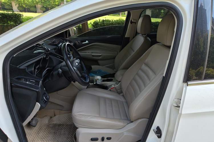Used Ford Kuga 2013 1.6L GTDi 4x4 Elite Model Left Front Seat