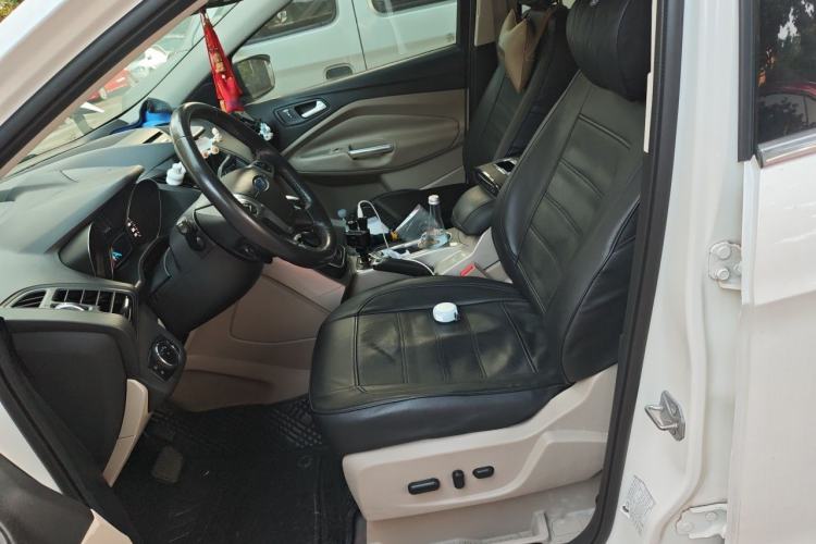 Used Ford Kuga 2013 2.0L GTDi Four-Wheel Drive Premium Model Left Front Seat