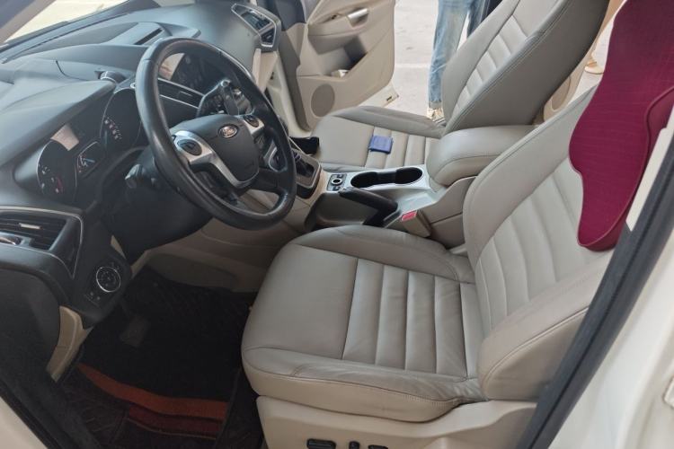 Used Ford Kuga 2013 2.0L GTDi Four-Wheel-Drive Elite Model Left Front Seat