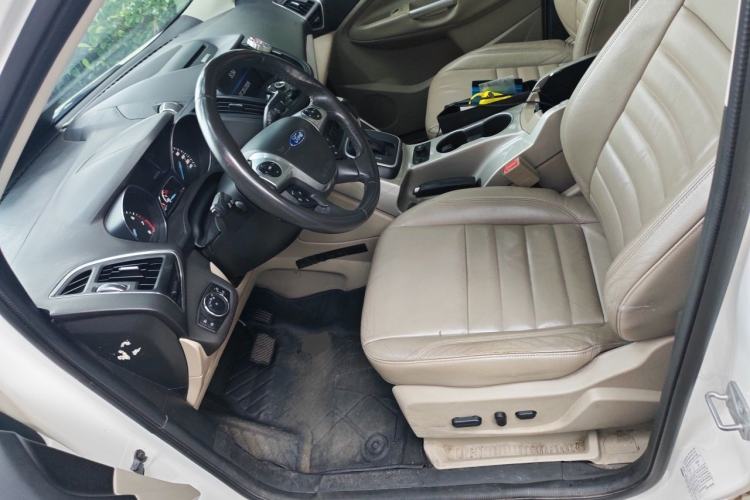 Used Ford Kuga 2013 2.0L GTDi Four-Wheel Drive Premium Model Left Front Seat