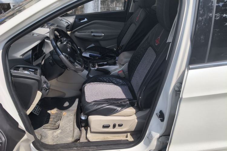 Used Ford Kuga 2013 2.0L GTDi Four-Wheel-Drive Elite Model Left Front Seat