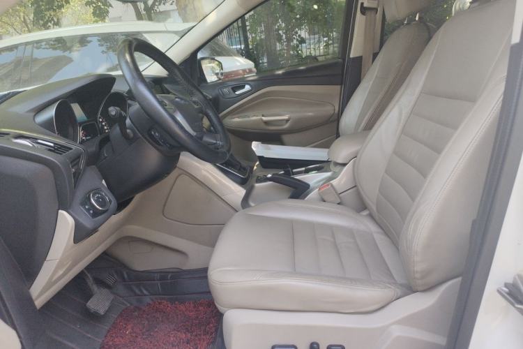 Used Ford Kuga 2013 2.0L GTDi Four-Wheel Drive Premium Model Left Front Seat
