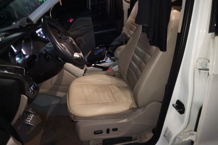 Used Ford Kuga 2013 2.0L GTDi Four-Wheel Drive Premium Model Left Front Seat