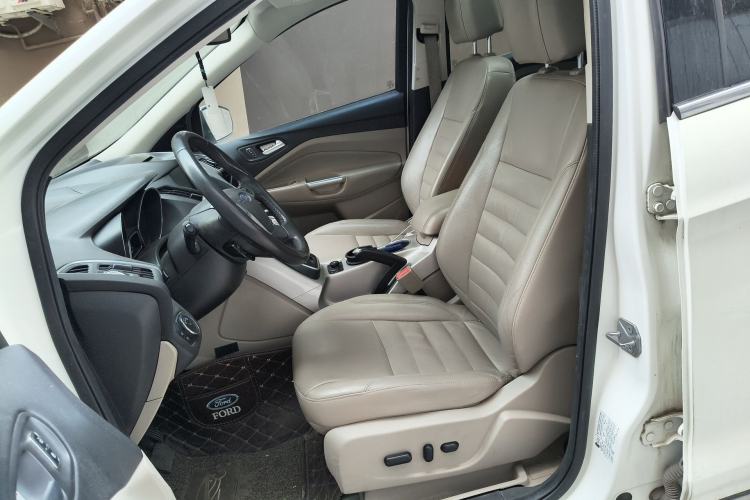 Used Ford Kuga 2013 2.0L GTDi Four-Wheel Drive Premium Model Left Front Seat