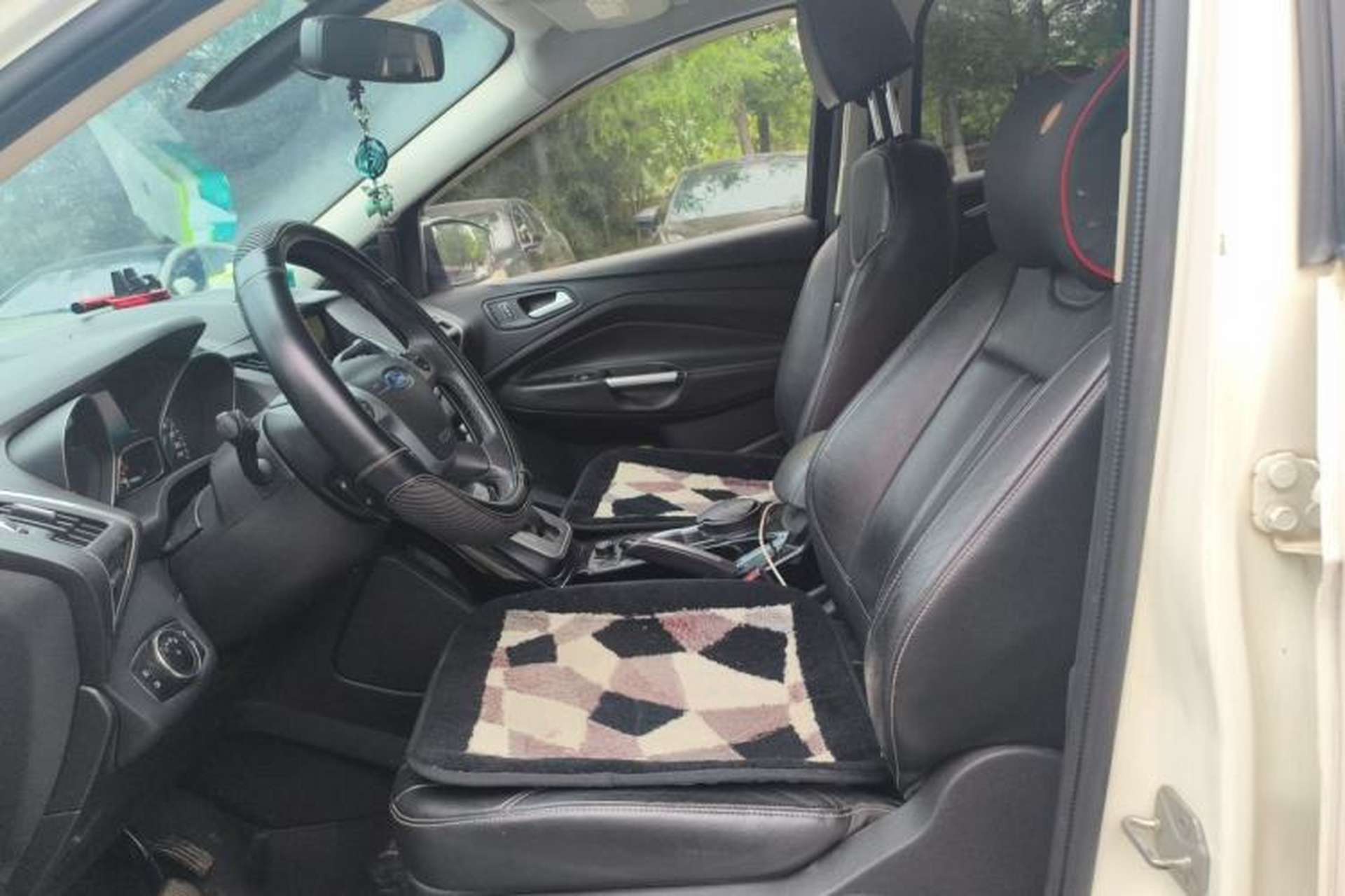 Used Ford Kuga 2013 2.0L GTDi Four-Wheel Drive Premium Model Left Front Seat