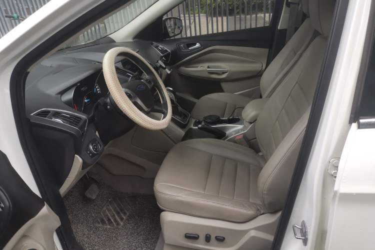 Used Ford Kuga 2013 1.6L GTDi 4x4 Elite Model Left Front Seat