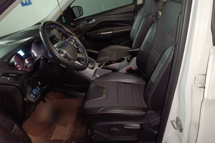 Used Ford Kuga 2013 1.6L GTDi Two-Wheel-Drive Trend Model Left Front Seat