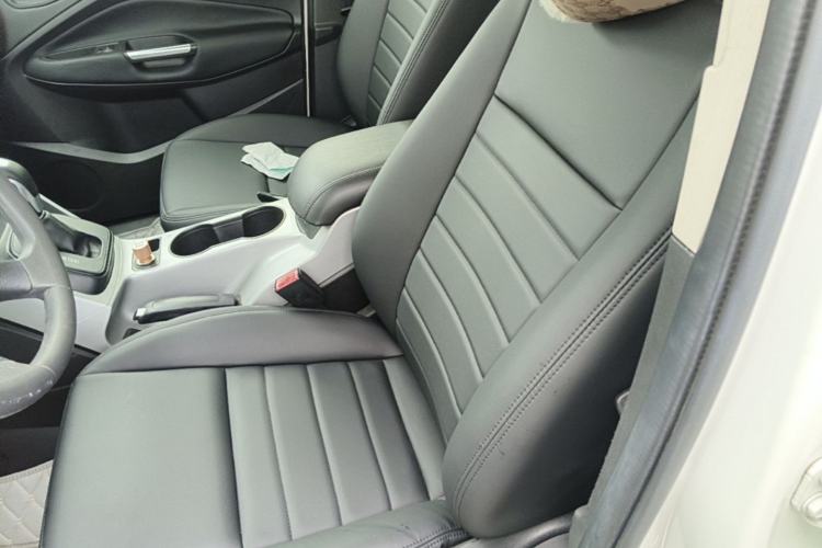 Used Ford Kuga 2013 1.6L GTDi Two-Wheel-Drive Comfort Model Left Front Seat