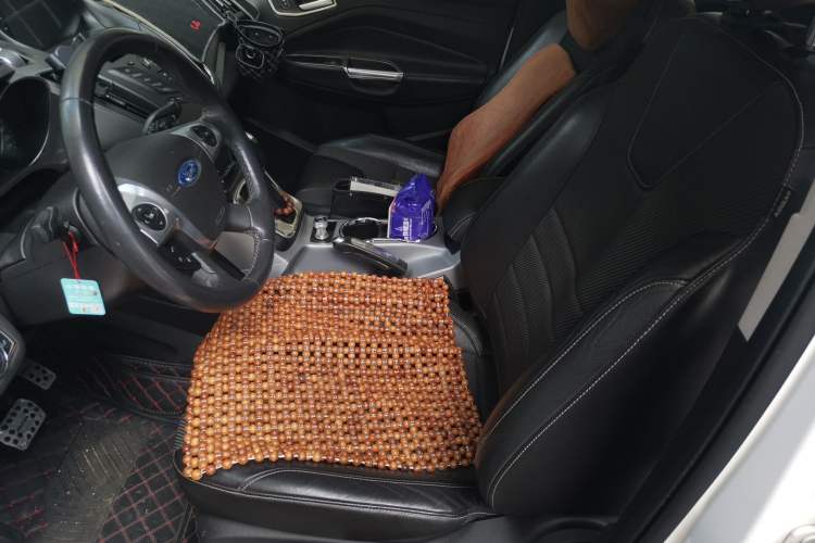 Used Ford Kuga 2013 1.6L GTDi Two-Wheel-Drive Trend Model Left Front Seat