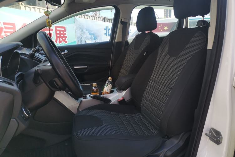 Used Ford Kuga 2013 1.6L GTDi Two-Wheel-Drive Trend Model Left Front Seat