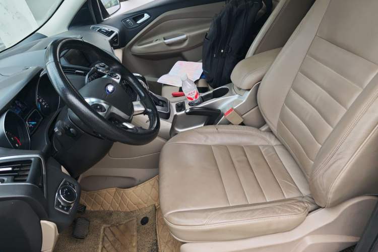 Used Ford Kuga 2013 2.0L GTDi Four-Wheel Drive Premium Model Left Front Seat